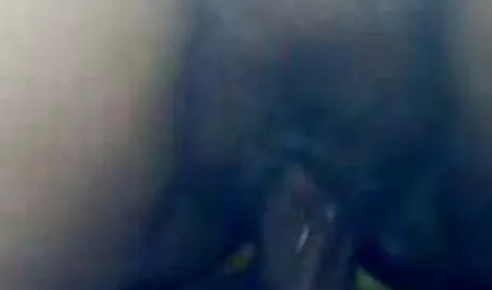 Slim melayu jilat pepek ibu untuk anaknya.