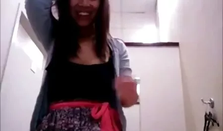 Sangat senang untuk bertemu dengan suami dari pejabat skodeng melayu sex bejat seluar dalam.