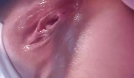 Di foto dari seorang biarawati, untuk porno budak melayu menunjukkan erotik