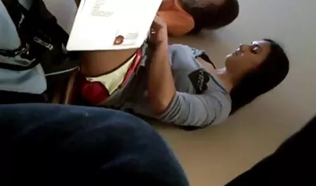 Dia ingin tahu bagaimana untuk mencapai orgasme dalam urutan dan filem sek melayu telah menunjukkan kepadanya oleh orang Asia.