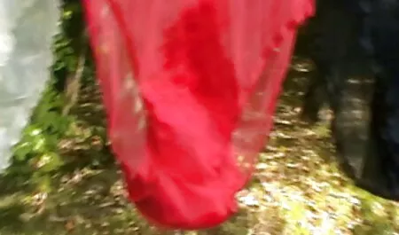 Seorang Siswa telah solo awek gairah selepas masturbasi di rumah.