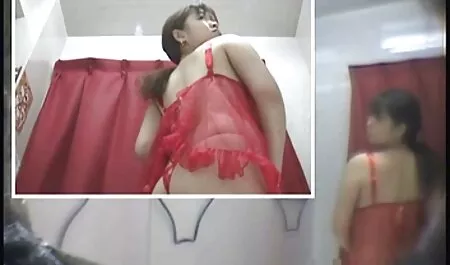 Gadis-gadis melayu seks lucah cantik main di tempat kerja.