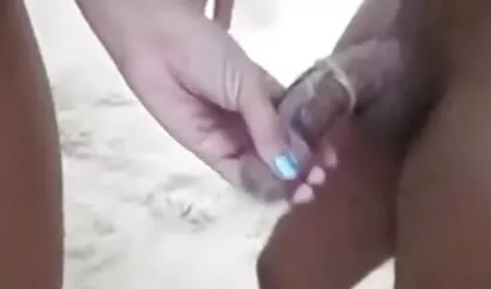 Pirang, melalui lubang-lubang sex lucah melayu di Dinding